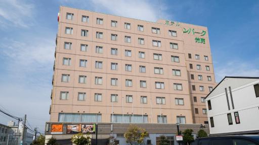 Hotel Green Park Suzuka - Housity