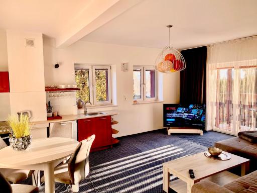 LAS SŁUPSKI PREMIUM BUSINESS APARTAMENT NR 7 Wifi Netflix Smart TV50 two bedrooms two extra large double beds up to 6 people full pleasure quality stay - Housity