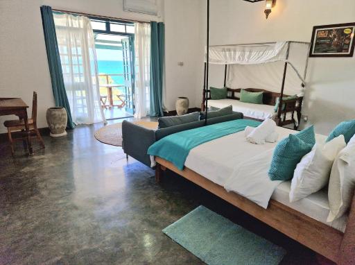 Archipelago Waterfront - Housity