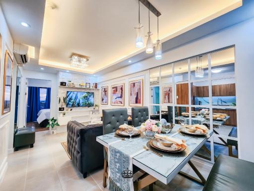 Chic Cityscape View 2BR, Paid Parking, Fast Internet, Swimming Pools & Shop at SM Malls, Waltermart - Housity