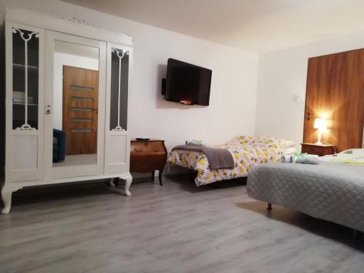 Nad Strumykiem - Housity