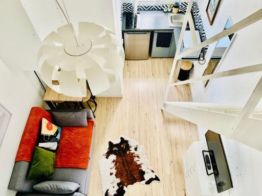 PARC Buttes Chaumont - STUDIO Mezzanine PARIS - Housity