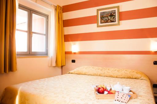 Lizard Hotel - Housity
