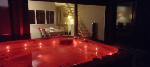 At spa villa - Housity