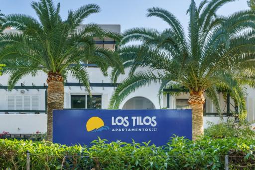 Apartamentos Los Tilos - Housity