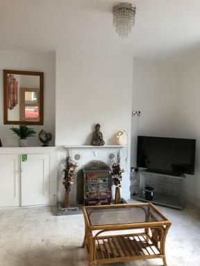 Two Bedroom End Terrace House near Birchington High Street - Housity