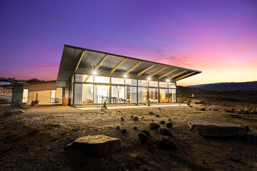 Bridge Hill Beauty - Alexandra Holiday Home - Hizvo