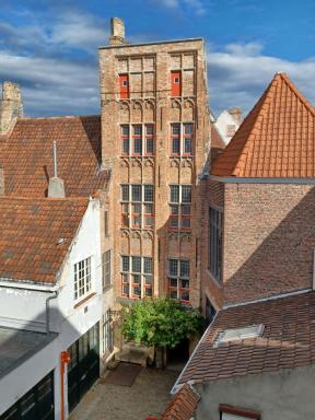 De Zomere B&B - Housity