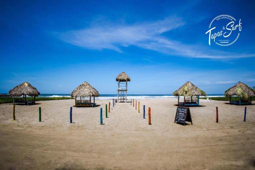 Tapas & Surf - Housity