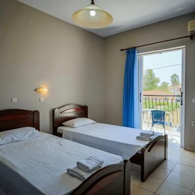 Perkes Hotel Complex - Housity