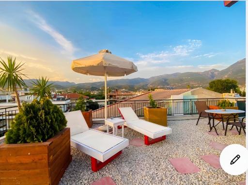 Rooftop 11 - Housity