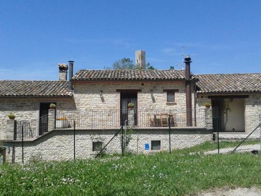 Terrace Retreat in the Marche - Housity