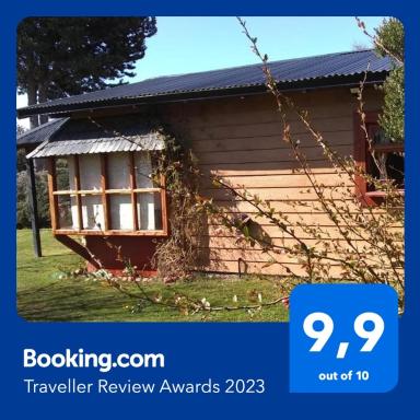 Hermosa Cabaña a metros del Lago - Housity