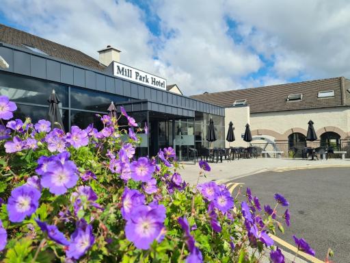 Mill Park Hotel - Housity
