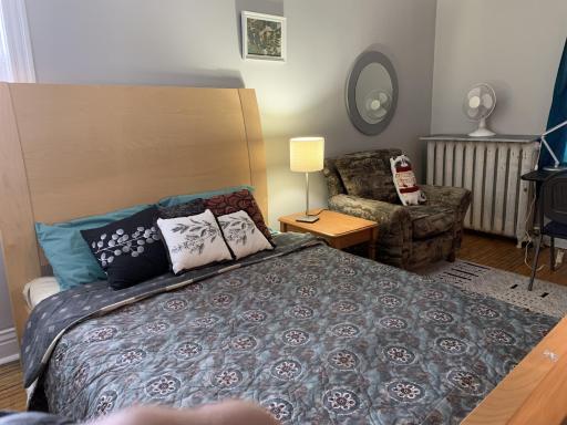 Maryland Homestay in Winnpeg downtown - Housity