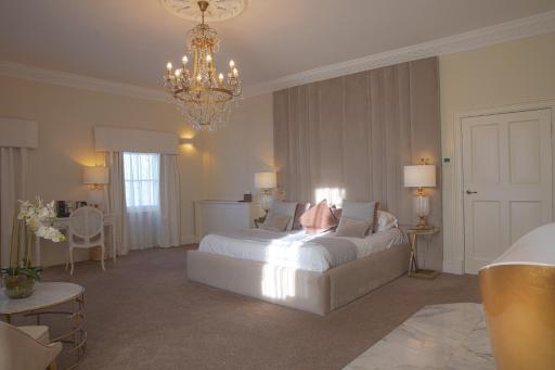 Winstanley House - Housity