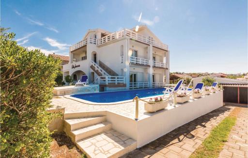 7 Bedroom Gorgeous Home In Zadar - Housity