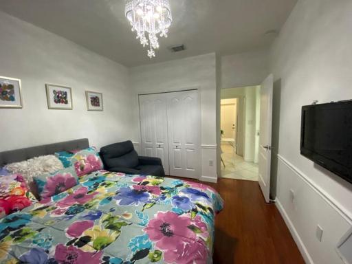 Guest Suite Private Entry in Miami near Zoo very good for couples, Business travelers, Tourists - Housity