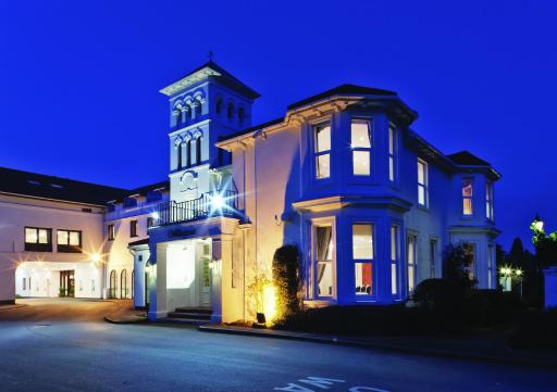 Copthorne Effingham Gatwick Hotel - Housity