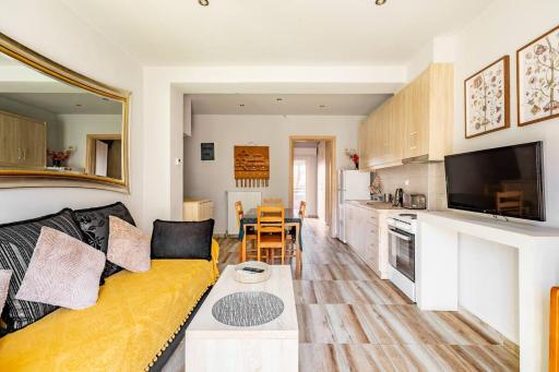 Denis Apartment - Housity