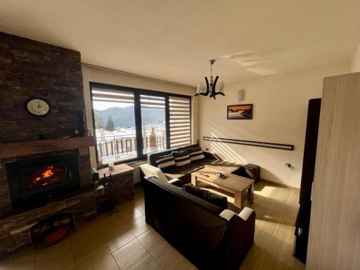 Rodopski Ailyak - Housity