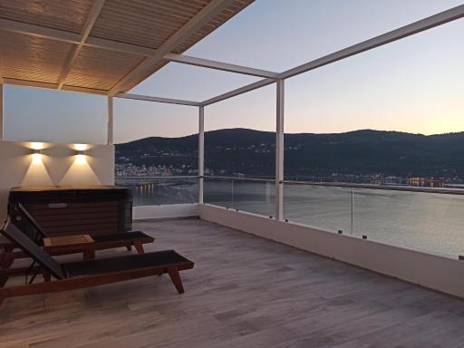 Anthemis Hotel Apartments - Housity