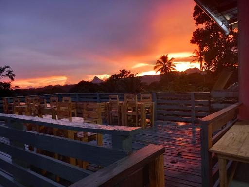 Casa Cantagalo - Guest House & Bar Restaurant - Housity