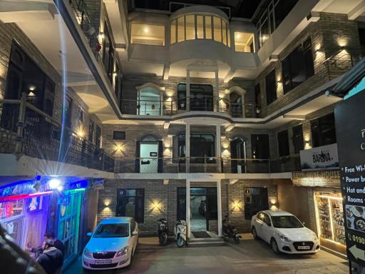 Narayana Guest house - Housity