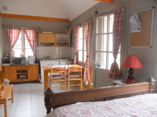 Gite Hôtel chambre d' hôtes et roulottes et du Ternois - Housity