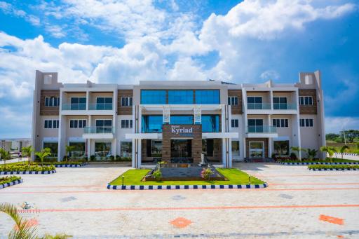 Kyriad Prestige Ilkal - Housity