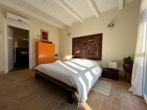 Pioppi Neri R&B - Housity