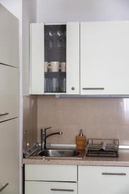 Explore Budapest from a Luxurious Cozy Apartment - Housity