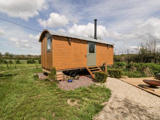 Forton House Shepherds Hut 2 - Housity