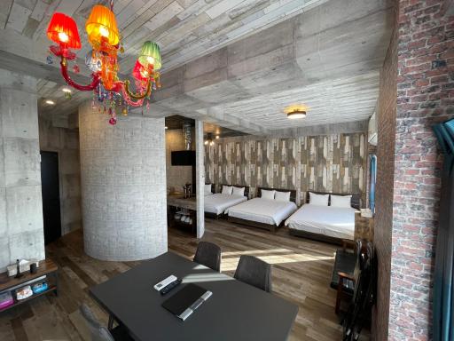 Wolf Pack Apartment 1001 - Housity