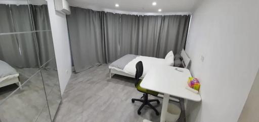 Dana-Spacious Private Room in Shared 2-Bedroom Apartment-2 - Housity