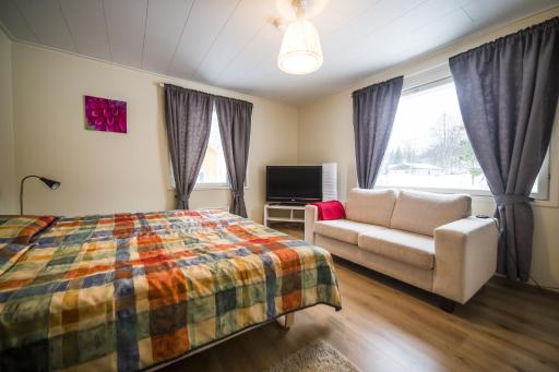 Hotel Aakenus Holiday Home Kymppi - Housity