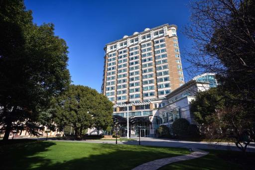 Radisson Collection Hotel, Xing Guo Shanghai - Housity