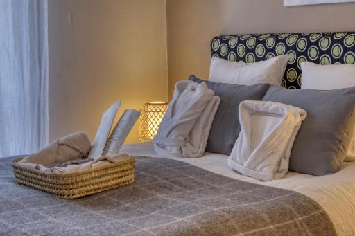 La Féline Blanche Adult Only - Housity