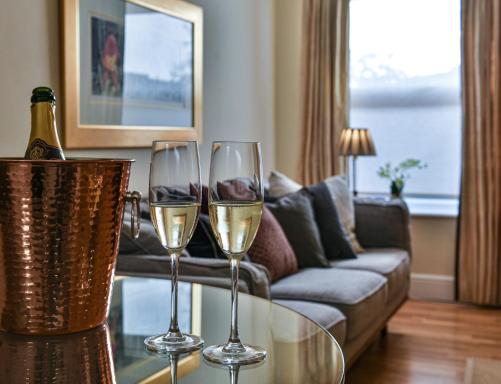 Charnwood Guest House - Housity