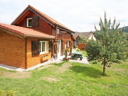 Chalet en bois avec jardin, proche ski et randonnée, équipé pour 8 pers. à Vagney, Vosges - FR-1-589-283 - Housity