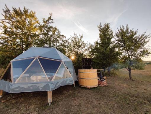 Glamping Point - Housity