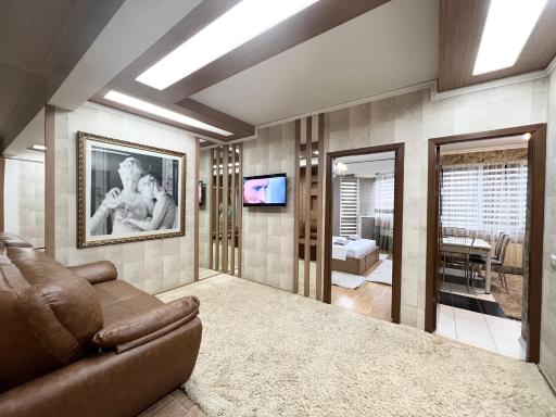 LUX Apartament Lev Tolstoi - Housity