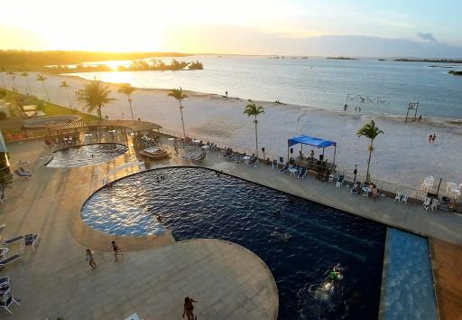 Golden Lake Arraial do Cabo Resort - Housity