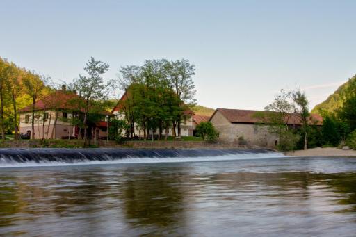Madronič family estate - Kolpa river - Housity