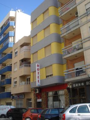 Hotel Azahar - Housity