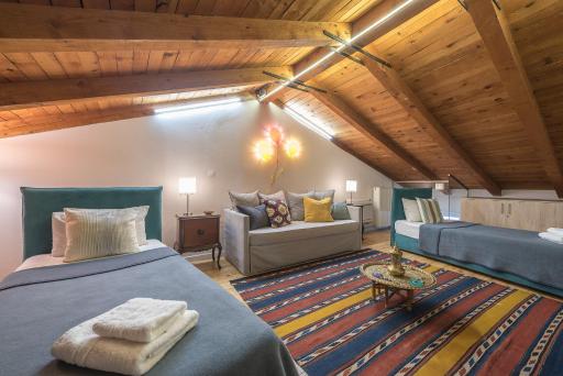 Athenian Niche in Plaka Villa by Athenian Homes - Housity