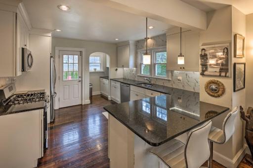 Bridgeport Vacation Rental - Walk to Beach! - Housity