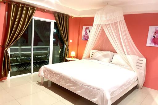 Be Rich Hotel - Housity