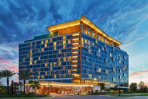 Walt Disney World Swan Reserve - Housity