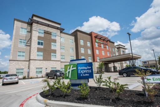Holiday Inn Express & Suites Houston - Hobby Airport Area, an IHG Hotel - Hizvo
